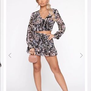 Fashion nova Flower Skirt Set